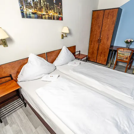 ホテル シュテルン