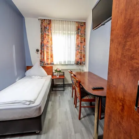 Stern Hotel
